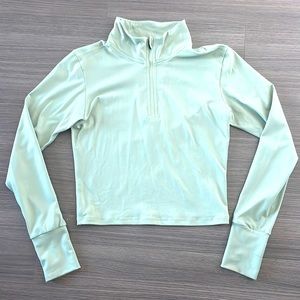 Paragon Cropped Long Sleeve